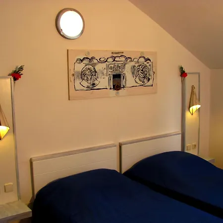 For Two Persons With Sea View In Near The Apartment